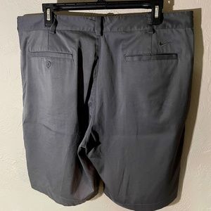 NIKE Dry-Fit Golf Shorts 36
